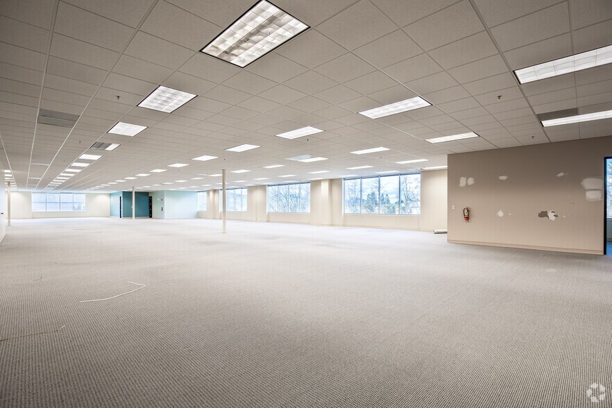 More Photos Of 18705 Madrone Pky, Morgan Hill Research And Development For Lease