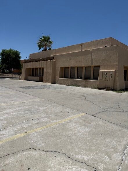 More Photos Of 1967 S Highway 95, Bullhead City Freestanding For Sale