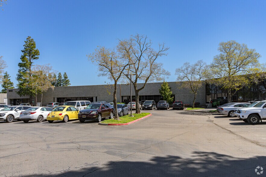 More Photos Of 3612 Madison Ave, North Highlands Distribution For Lease