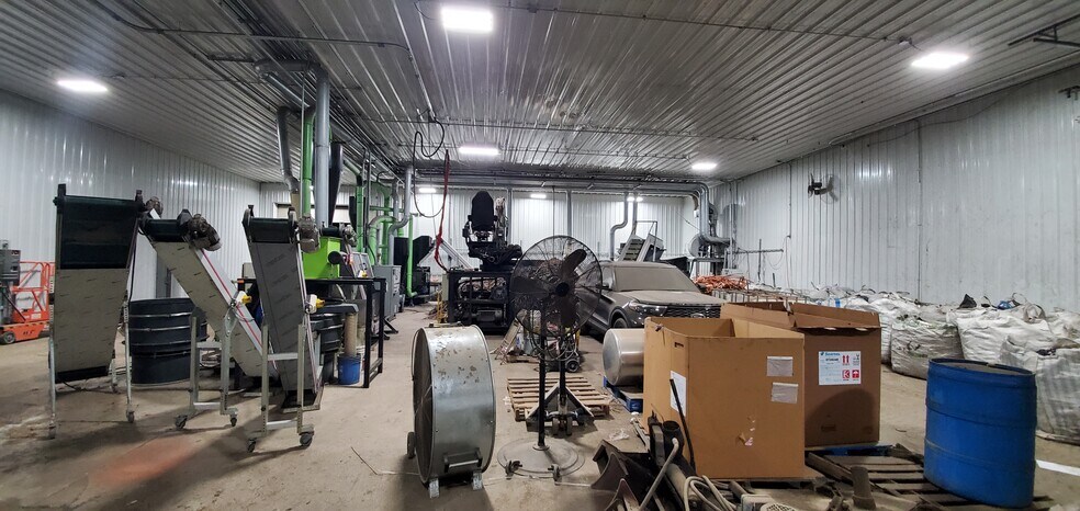 More Photos Of 807 4th Ave, Joliet Warehouse For Lease