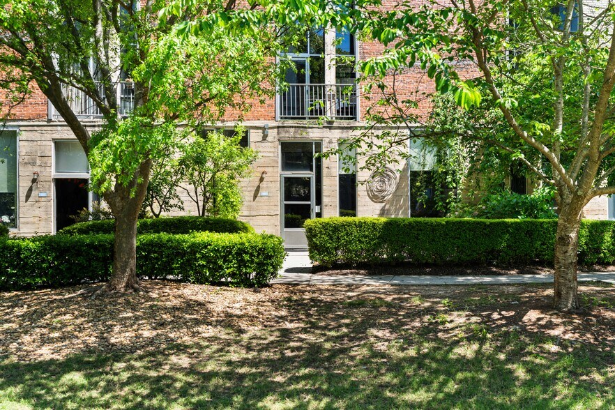 More Photos Of 659 Auburn Ave, Atlanta Loft Creative Space For Sale