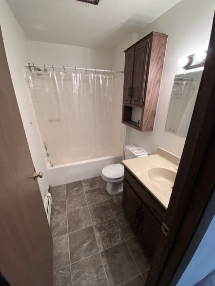 More Photos Of 25-33 14th Ave NE, Saint Cloud Apartments For Sale