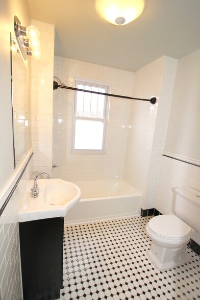 More Photos Of 7501 Dunedin St, Detroit Apartments For Sale