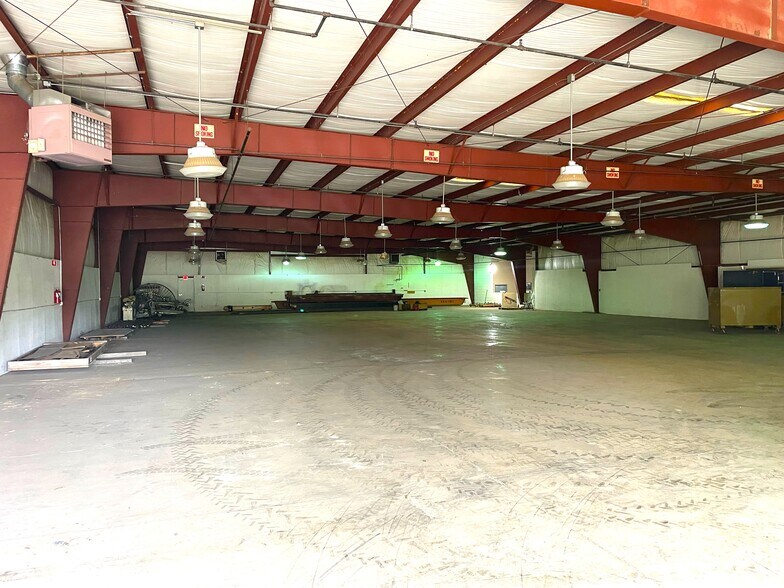 More Photos Of 4301 James H. McGee Blvd, Dayton Manufacturing For Lease