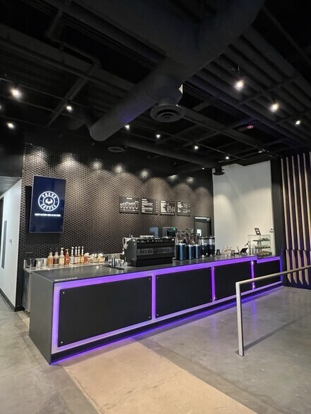 More Photos Of 8605 E Raintree Dr, Scottsdale Office For Lease