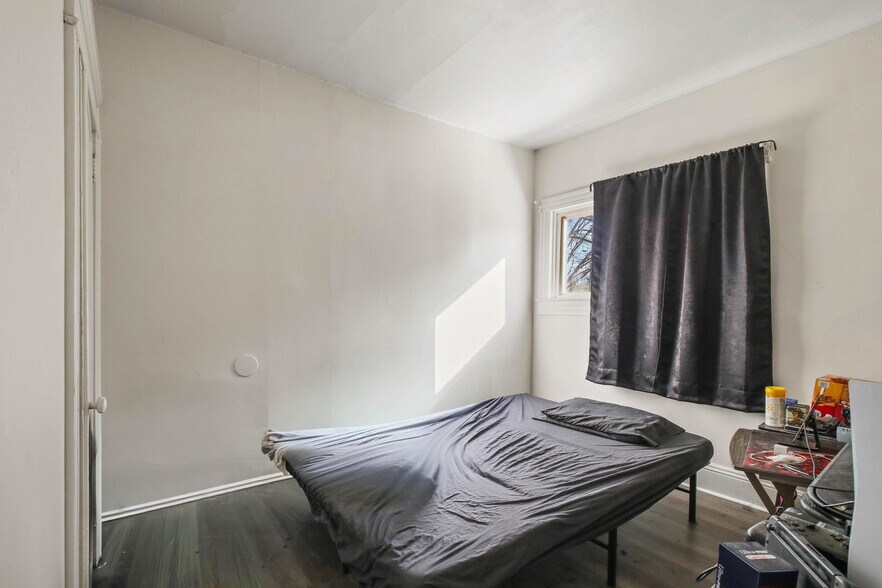 More Photos Of 37 Pierce St, Kingston Multifamily For Sale