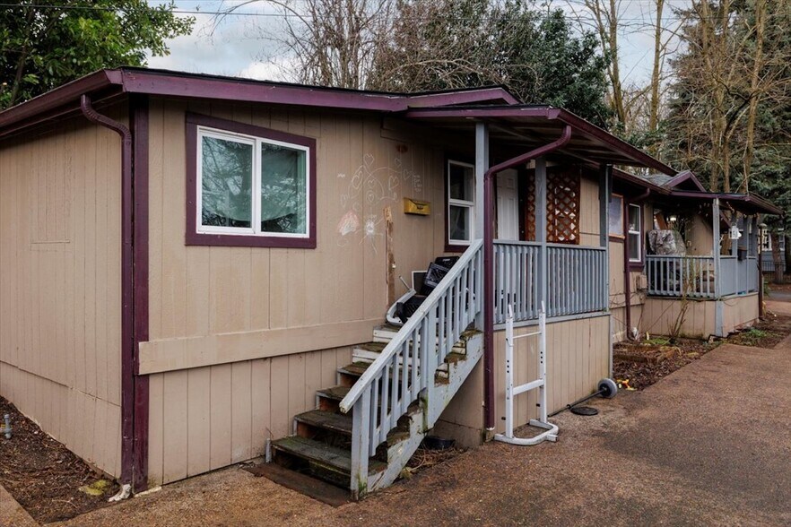 More Photos Of 4848 NE 99th Ave, Portland Apartments For Sale