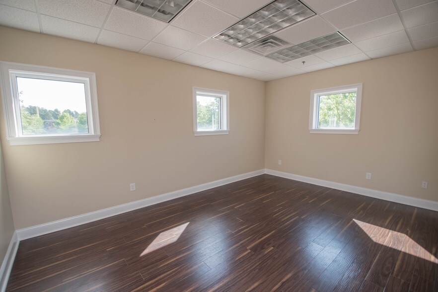 More Photos Of 3320 Old Jefferson Rd, Athens Office For Sale