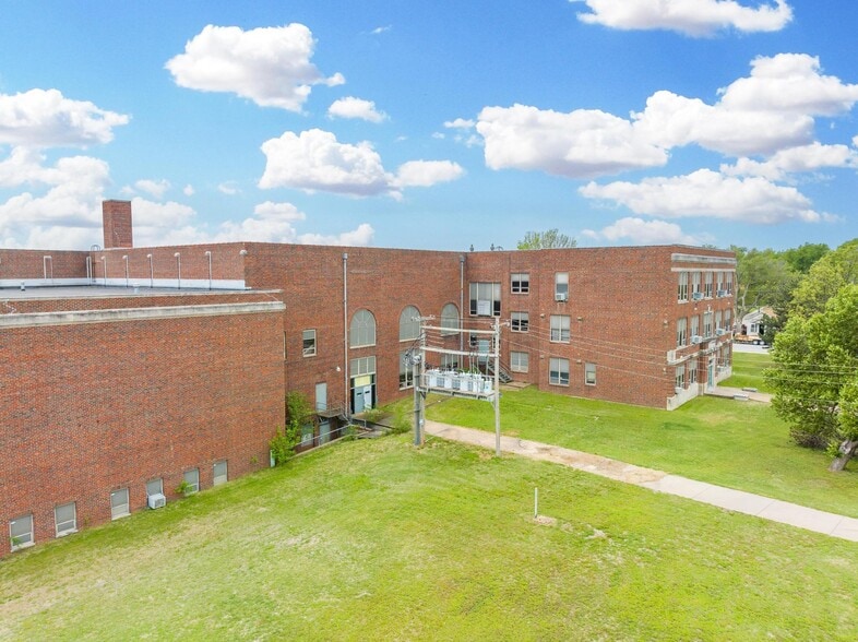 More Photos Of 311 N A St, Wellington Schools For Sale