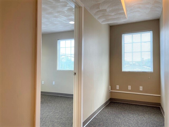 More Photos Of 117 Eddie Dowling Hwy, North Smithfield Loft Creative Space For Lease