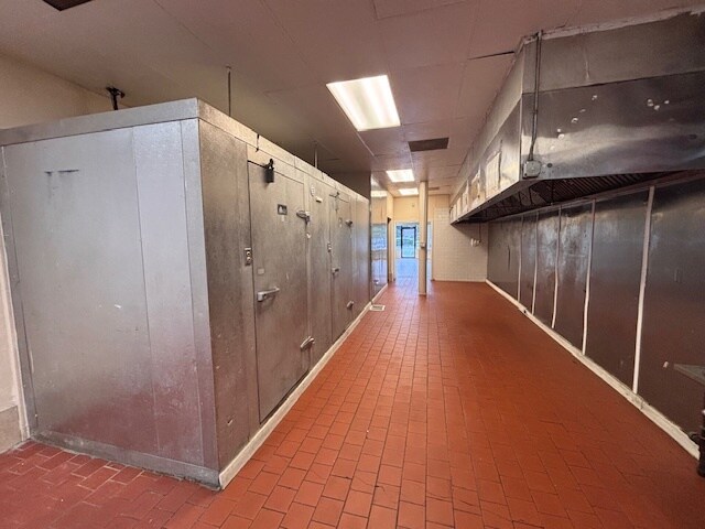 More Photos Of 529 S Camp Meade Rd, Linthicum Heights Unknown For Lease