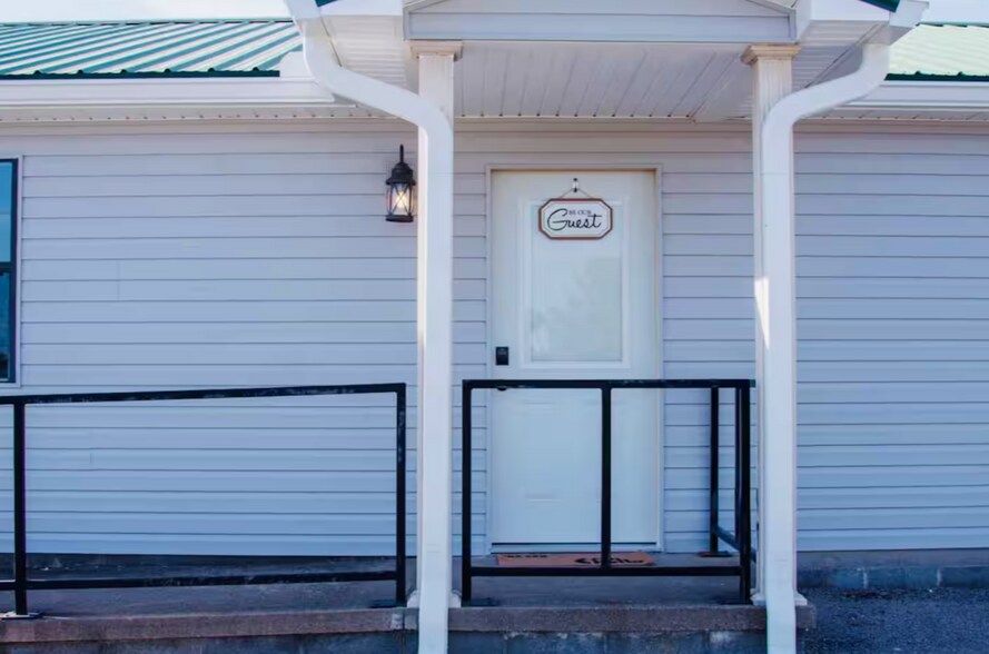 More Photos Of 7624 Liberty Rd, Columbia Manufacturing For Sale
