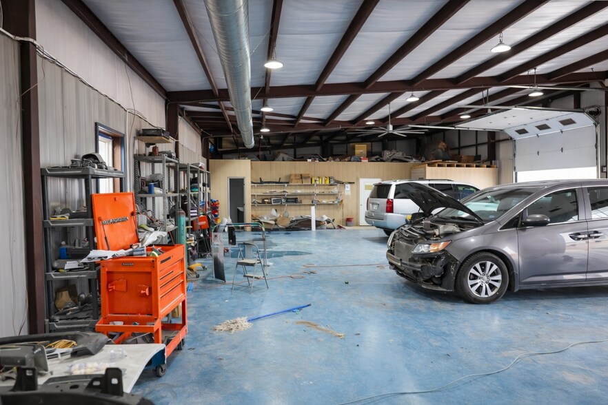 More Photos Of 395 US Highway 180 E, Seminole Industrial For Sale