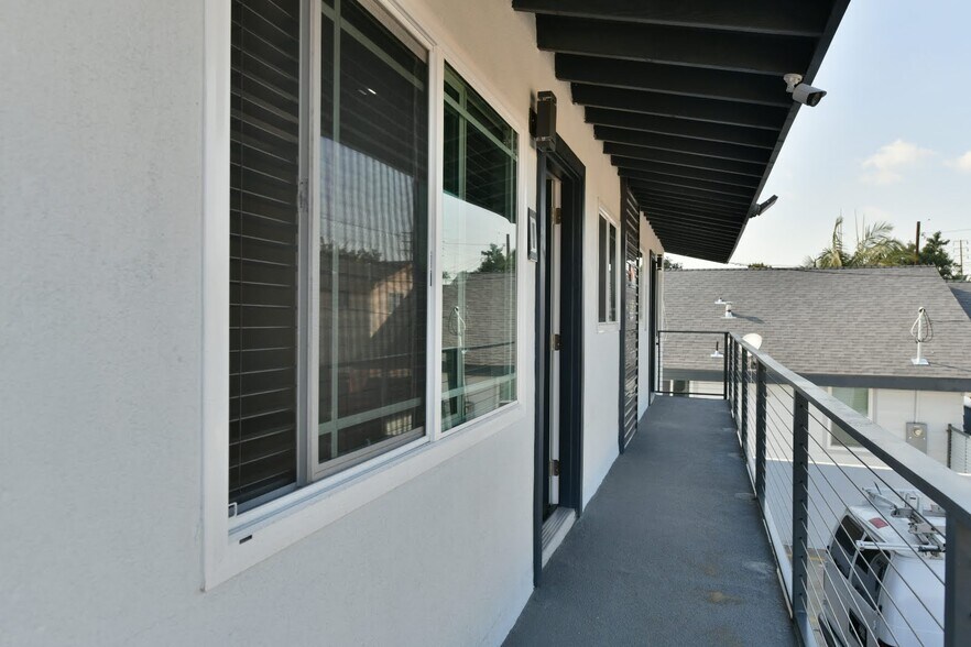 More Photos Of 6221 Corona Ave, Bell Apartments For Sale