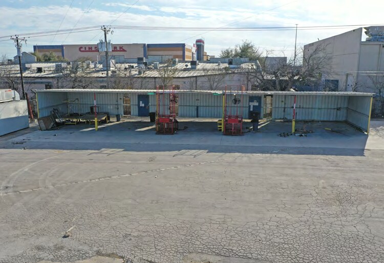 More Photos Of 1605 Century St, Pflugerville Manufacturing For Lease