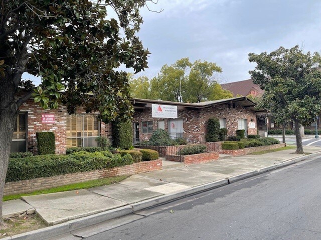 More Photos Of 127 E Acacia St, Stockton Office For Sale