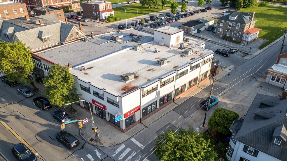 More Photos Of 850 W Lancaster Ave, Bryn Mawr Storefront Retail Office For Lease