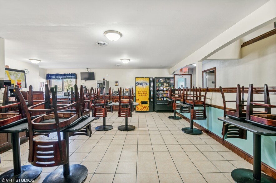 More Photos Of 1731 S State Route 127, Greenville Hotel For Sale
