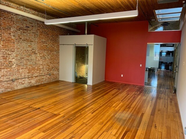 More Photos Of 14 4th St SW, Rochester Office For Sale