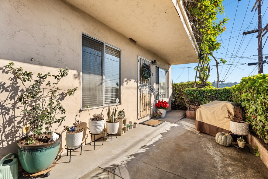 More Photos Of 5707 Mildred St, San Diego Apartments For Sale