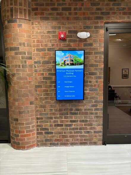 More Photos Of 5121 Maryland Way, Brentwood Coworking Space