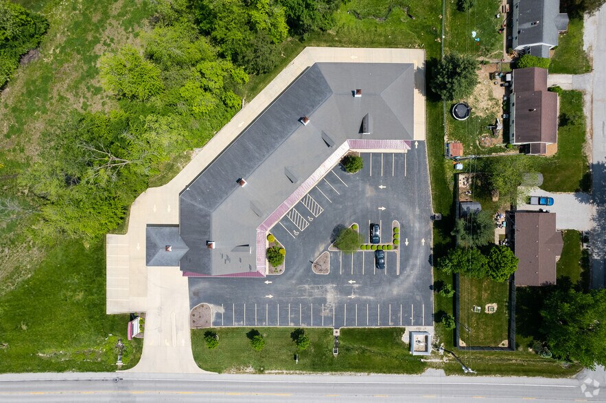 More Photos Of 2100 S Illinois St, Belleville Coworking Space