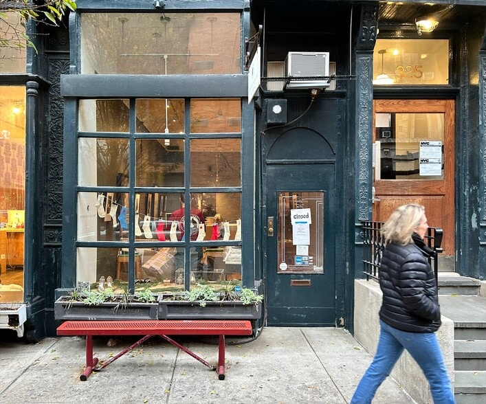 Primary Photo Of 323 W 11th St, New York Apartments For Lease