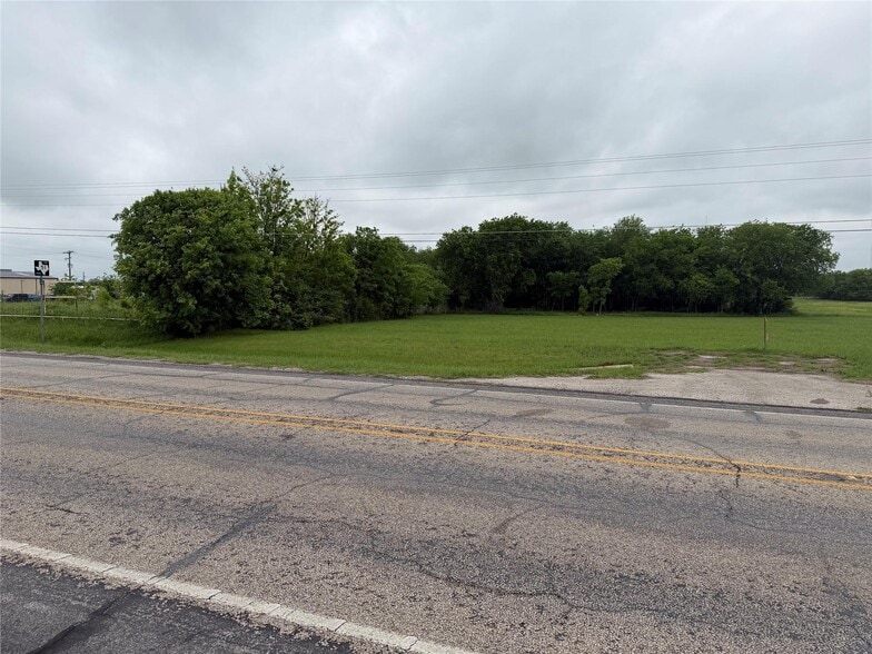 More Photos Of 1520 Weatherford Hwy, Granbury Land For Sale