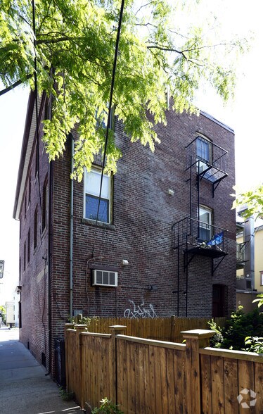 More Photos Of 1130-1132 Cambridge St, Cambridge Storefront For Lease