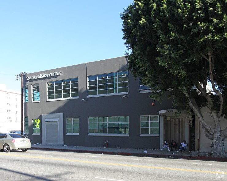More Photos Of 2700 S Grand Ave, Los Angeles Warehouse For Sale