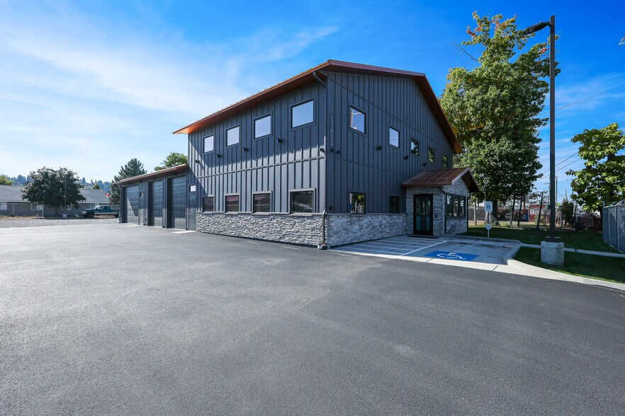 More Photos Of 17612 E Sprague Ave, Spokane Valley Office For Sale