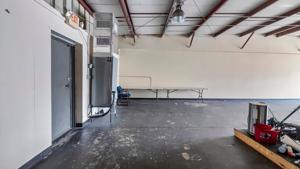 More Photos Of 1733 Benbow Ct, Apopka Warehouse For Lease