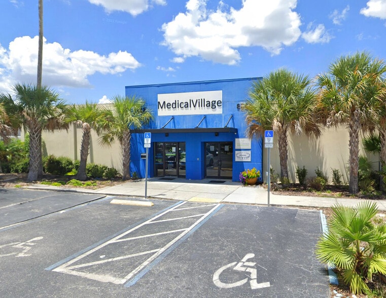 More Photos Of 800-840 Mercy Dr, Orlando Medical For Lease