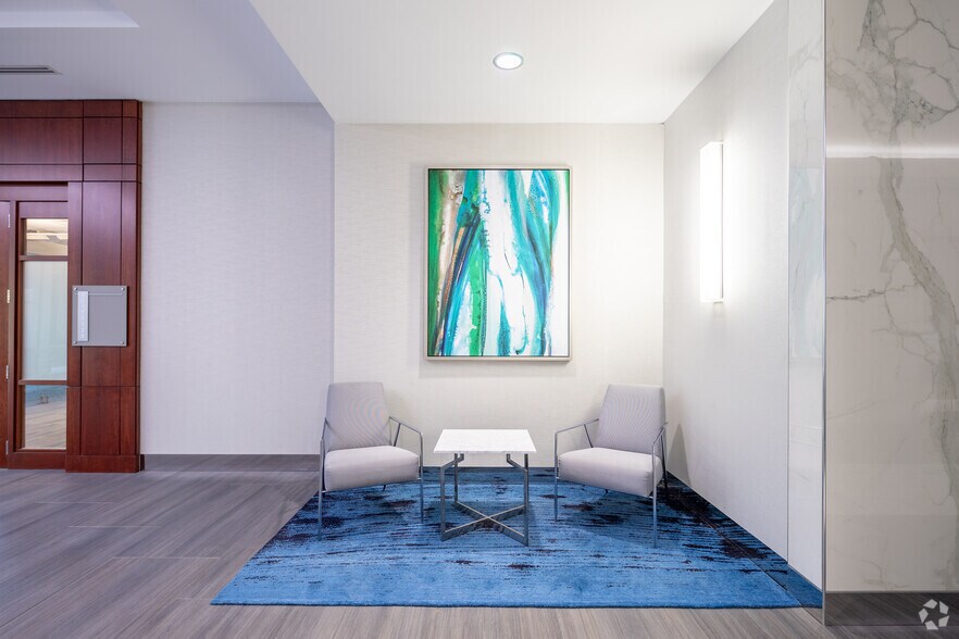 More Photos Of 925 North Point Pky, Alpharetta Coworking Space
