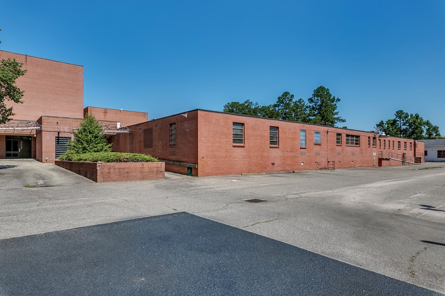 More Photos Of 1202 N Main St, Marion Assisted Living For Sale