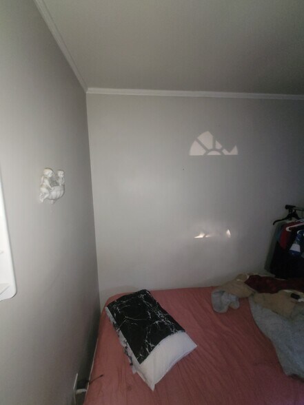 More Photos Of 1458 W 32nd St, Indianapolis Apartments For Sale