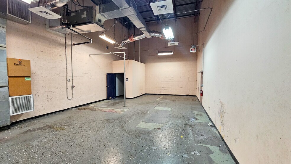 More Photos Of 2349-2363 Stirling Rd, Fort Lauderdale Warehouse For Lease