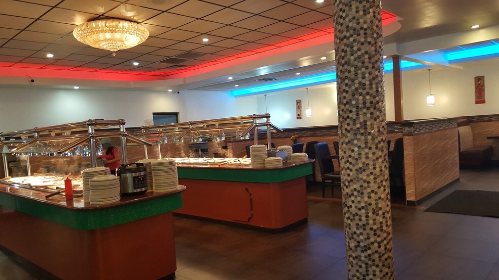 More Photos Of 1074 Forestdale Blvd, Birmingham Restaurant For Sale