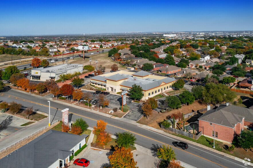 More Photos Of 9410 Dugas Dr, San Antonio Medical For Lease