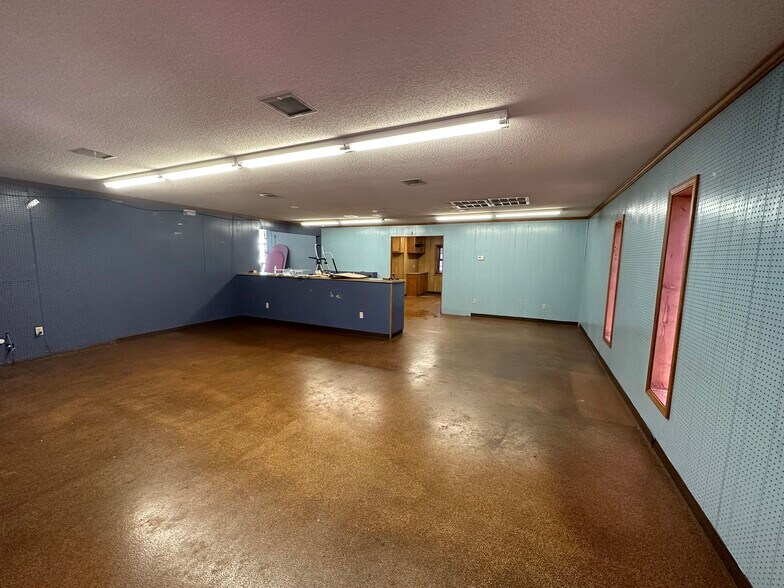 More Photos Of 354 Hyatt St, Gaffney Distribution For Lease