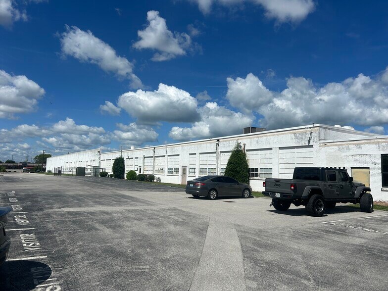 More Photos Of 1801 Russellville Rd, Bowling Green Manufacturing For Sale