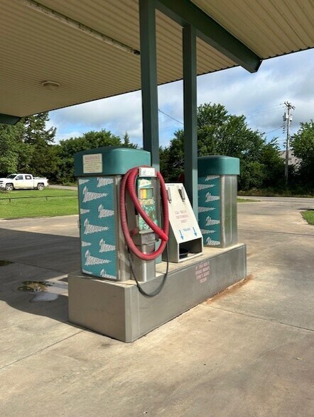 More Photos Of 512 Highway 70, Kingston Carwash For Sale