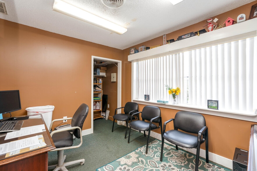 More Photos Of 2081 Mesa Valley Way, Austell Specialty For Sale