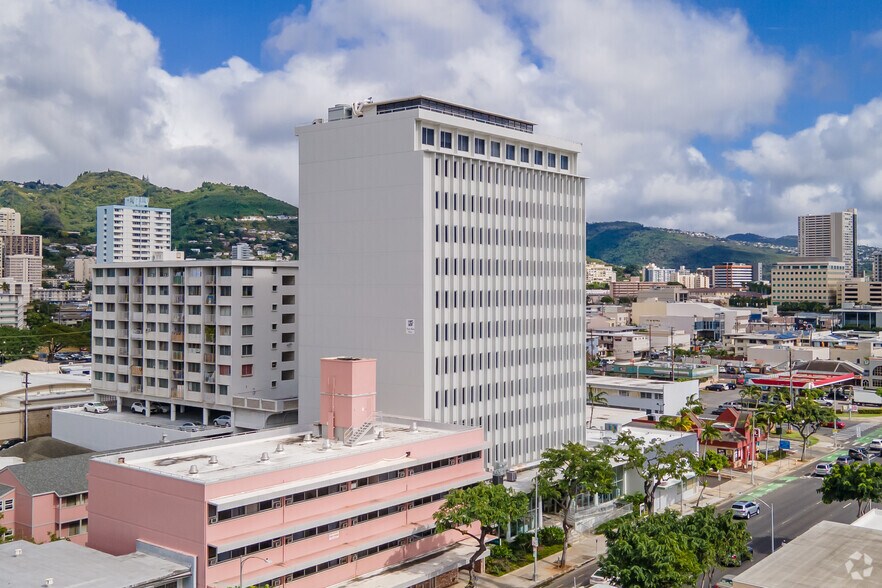 More Photos Of 1150 S King St, Honolulu Medical For Lease