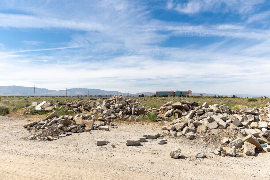 More Photos Of Avenue M, Lancaster Land For Sale