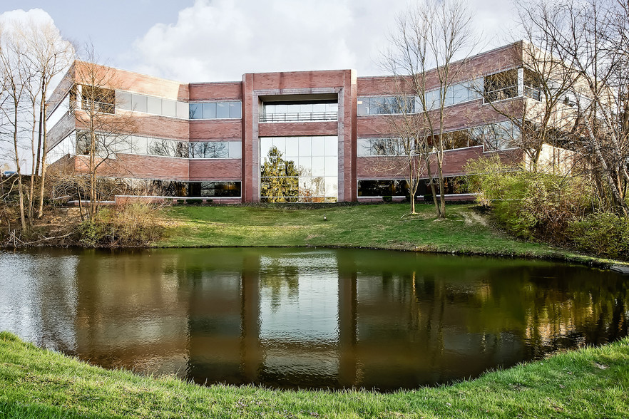 Primary Photo Of 8330 Allison Pointe Trl, Indianapolis Office For Lease