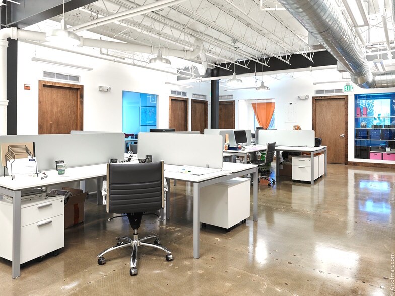 More Photos Of 7300 Biscayne Blvd, Miami Loft Creative Space For Lease