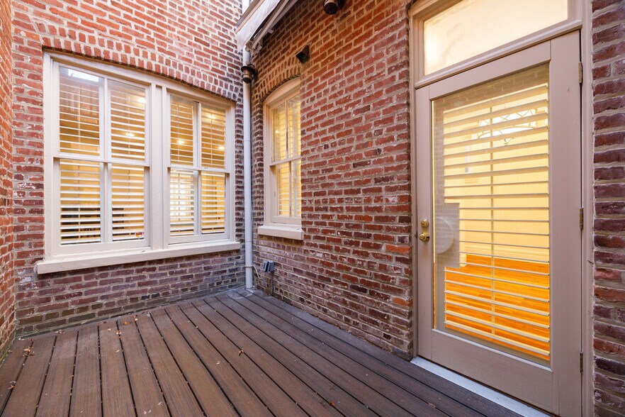 More Photos Of 5 S Adams St, Richmond Office For Sale