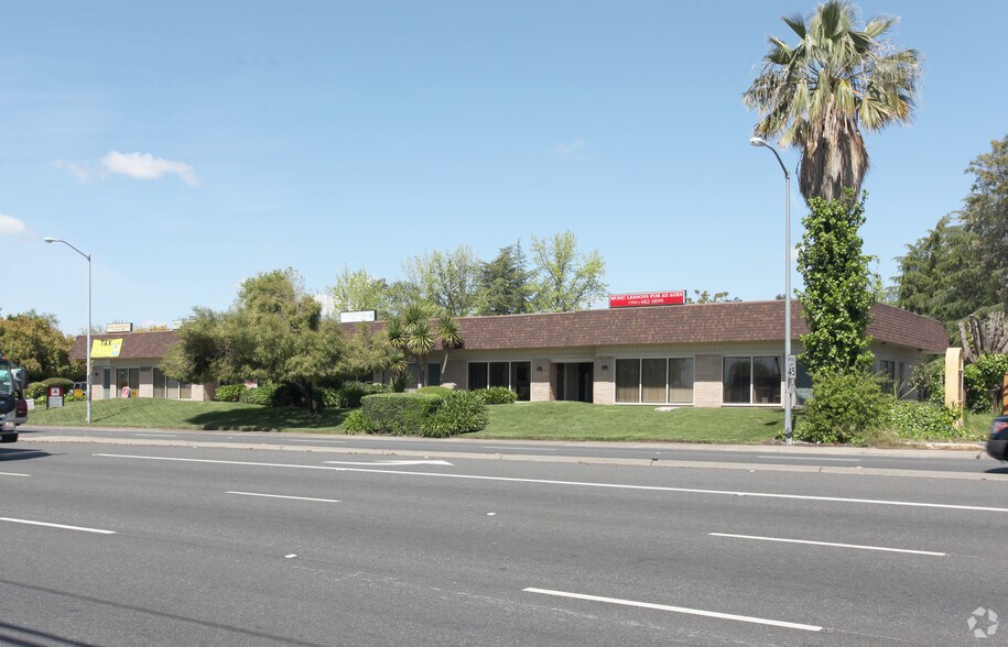 Primary Photo Of 6617 Madison Ave, Carmichael Office For Lease