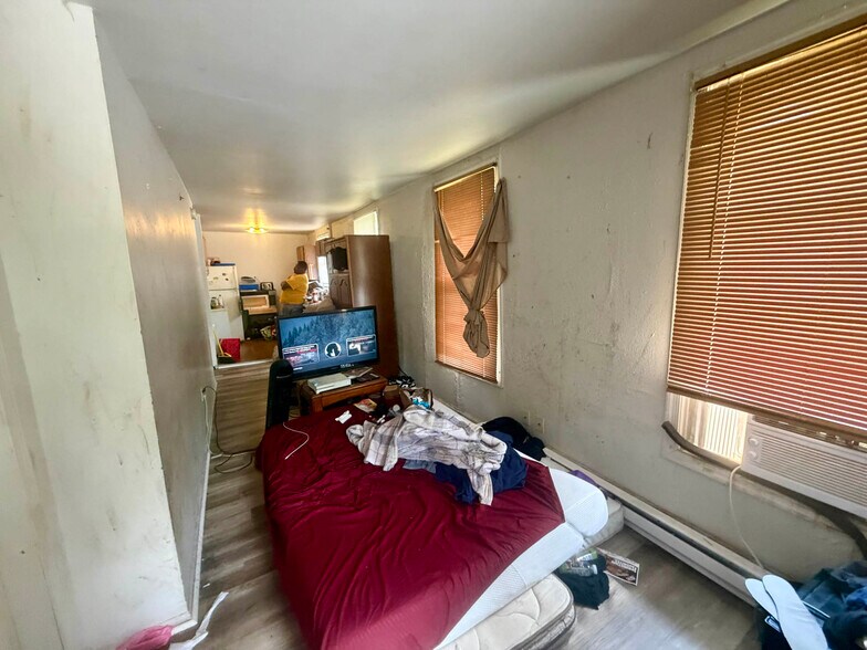 More Photos Of 5122 Main St, Grasonville Apartments For Sale